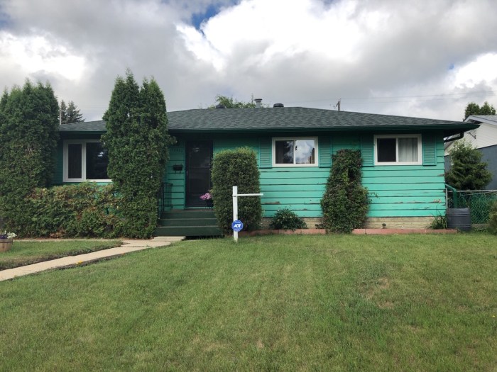Vinyl siding over stucco
